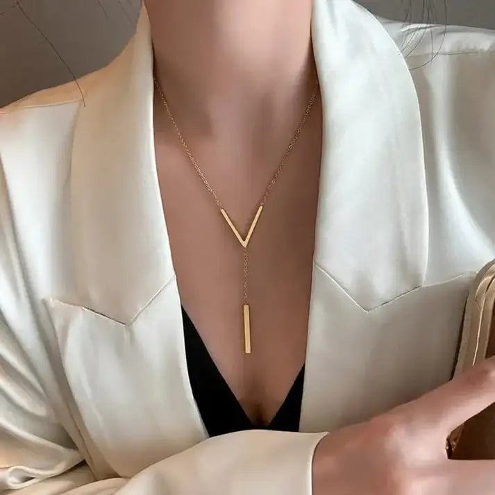 18K Gold Plated V-Edge Elegance Pendant (Anti Tarnish)